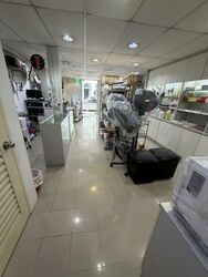 Middle Road (D7), Office #575268061